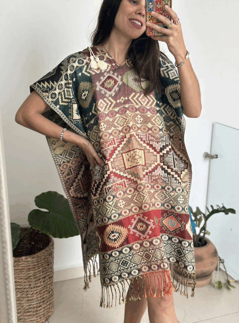 Capita / Poncho Verde - Imagen 6