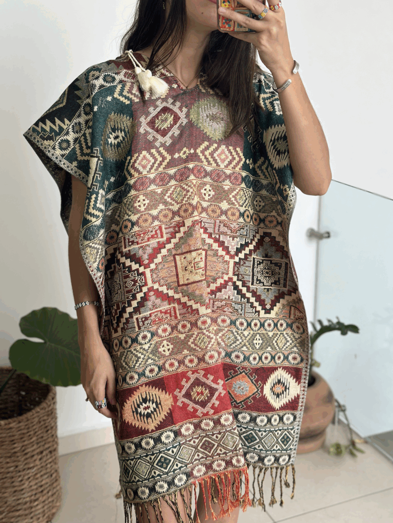 Capita / Poncho Verde - Imagen 4