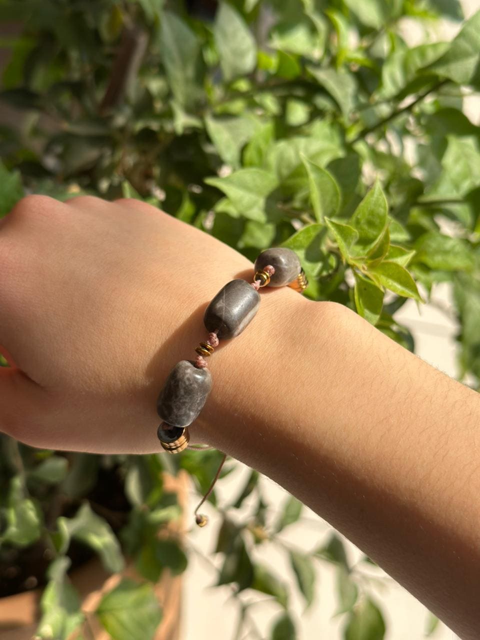 Pulsera de hilo encerado