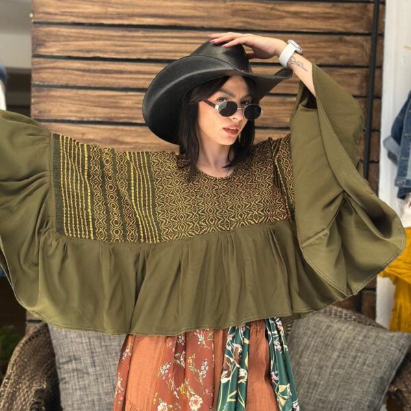 Blusa Cualli Verde Militar