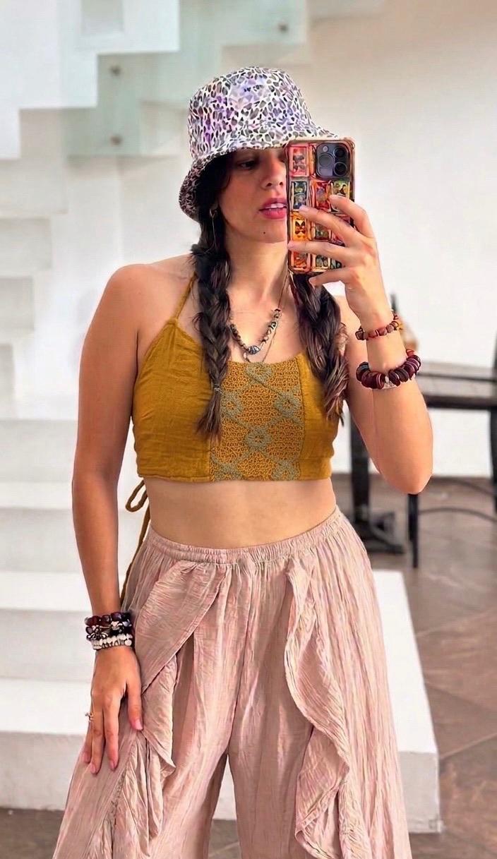 Top Serena Mostaza