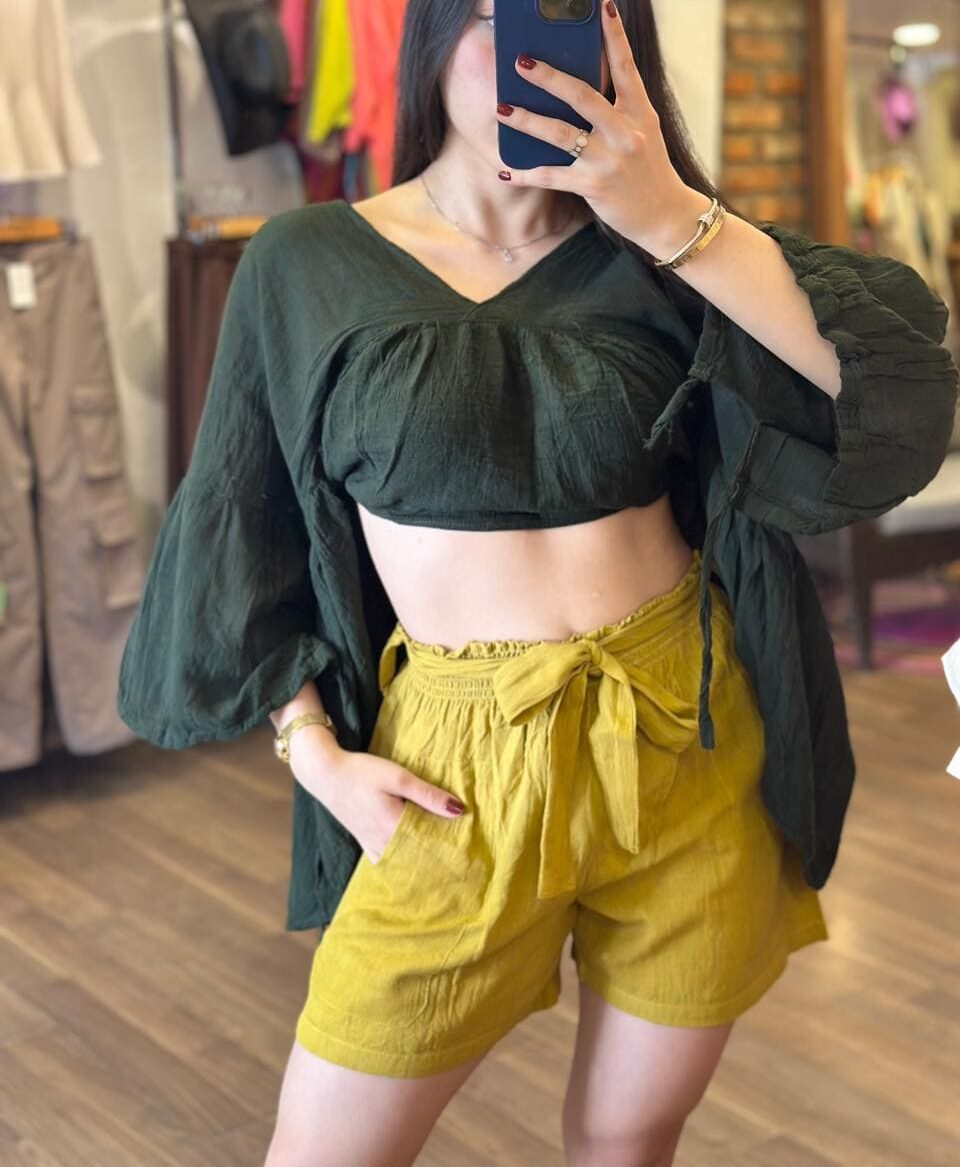 Short Amara Mostaza